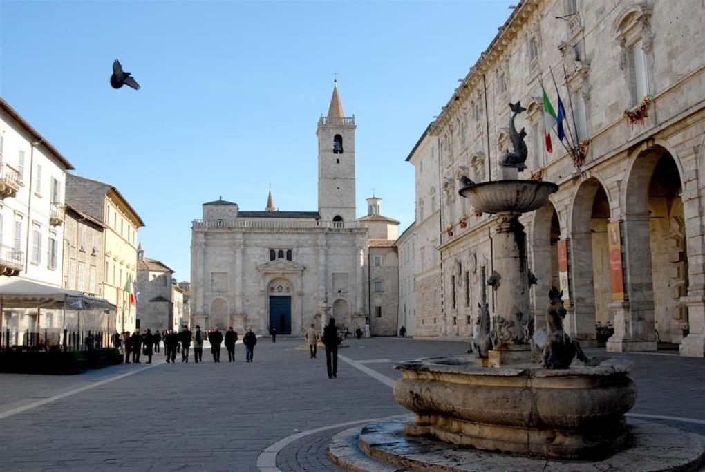 Charme In Centro With Private Parking Apartment Ascoli Piceno Exterior foto