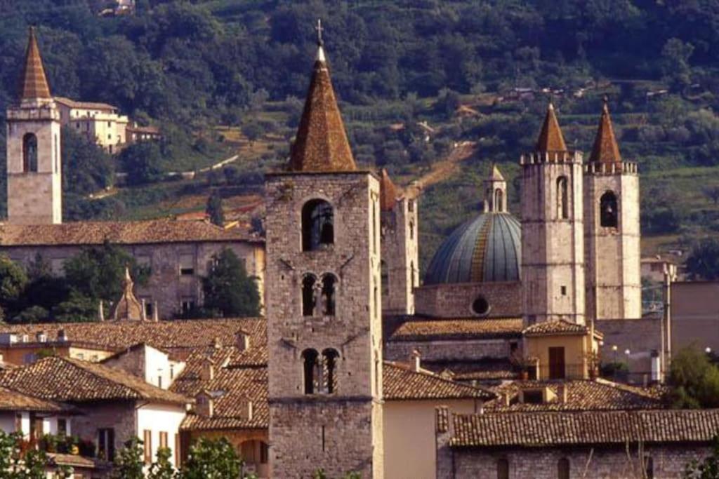 Charme In Centro With Private Parking Apartment Ascoli Piceno Exterior foto