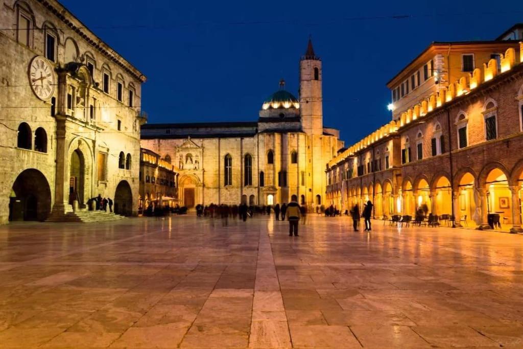 Charme In Centro With Private Parking Apartment Ascoli Piceno Exterior foto